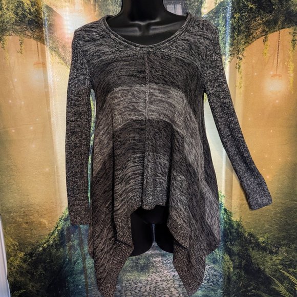 Cupio Sweaters - 138. CUPIO Small Grey knit Sweater